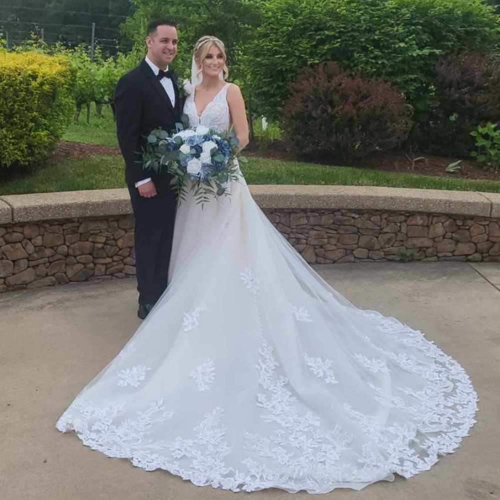 Allure Bridal 9800 size 2